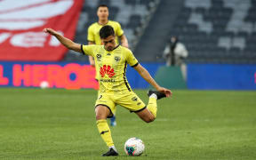 Ulises Davila of the Phoenix in possession during the A-League match,  Perth Glory v Wellington Phoenix at Bankwest Stadium, Saturday 22nd August 2020 Copyright Photo: David Neilson / www.photosport.nz