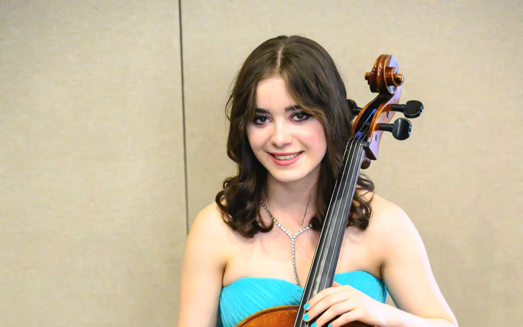 Cellist Portia Bell