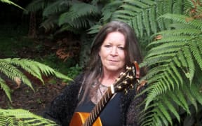 Shona Laing