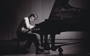 Australian pianist Geoffrey Tozer