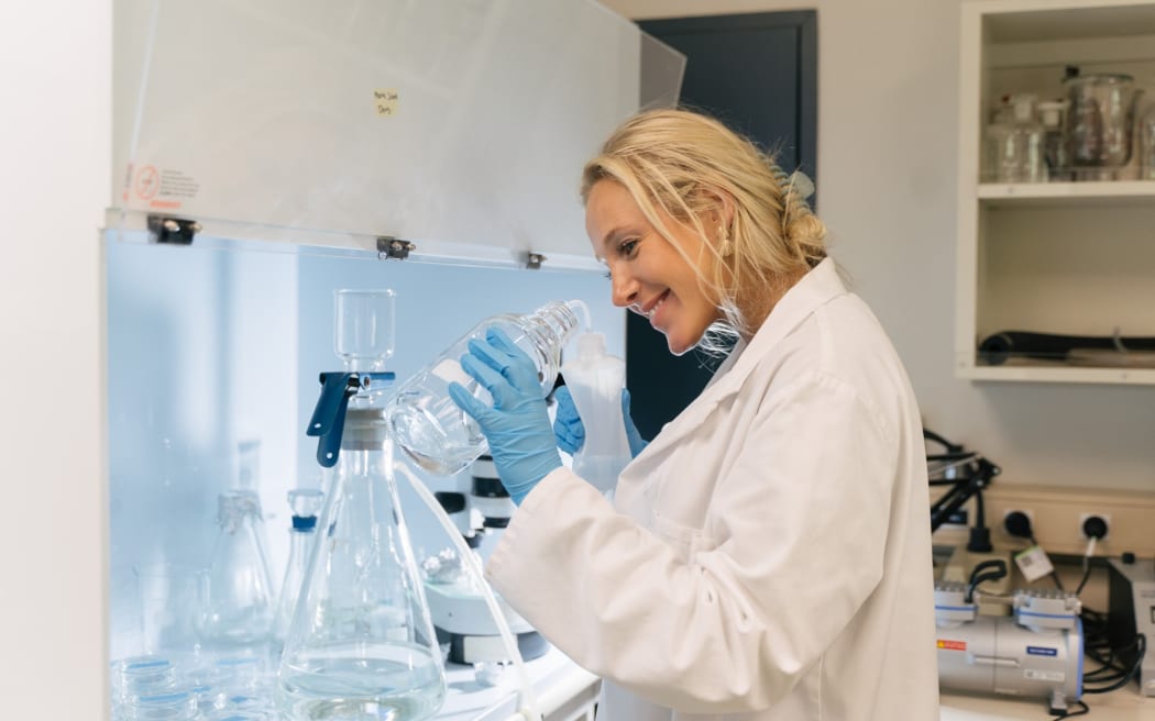 Veronica Rotman is a marine scientist, tertiary educator, science communicator and PhD candidate at the University of Auckland.