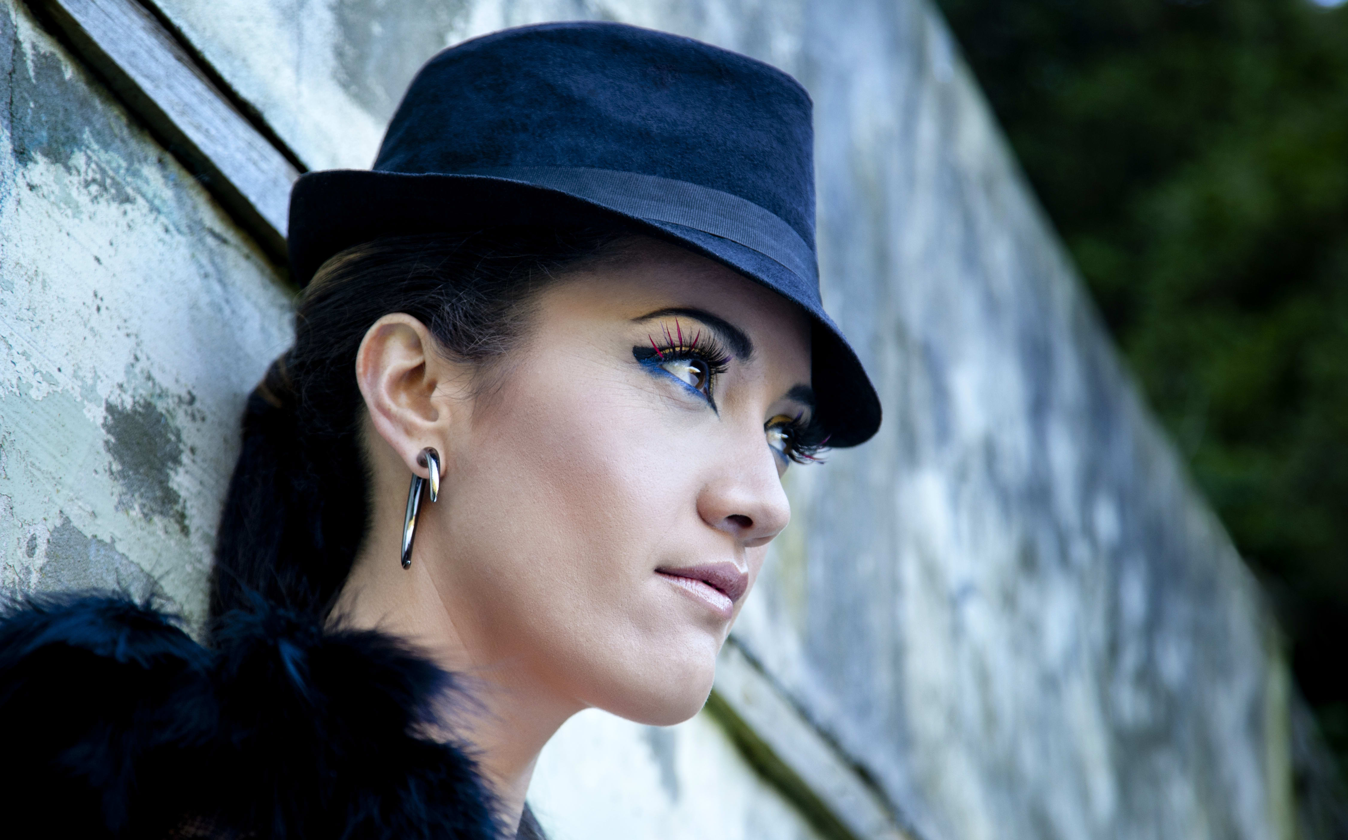 Ria Hall