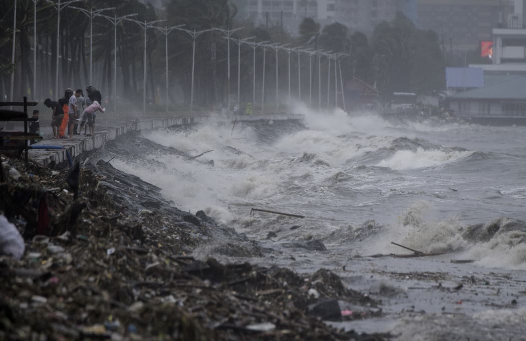 Strong waves caused by super Typhoon Mangkhut are seen in Manila.