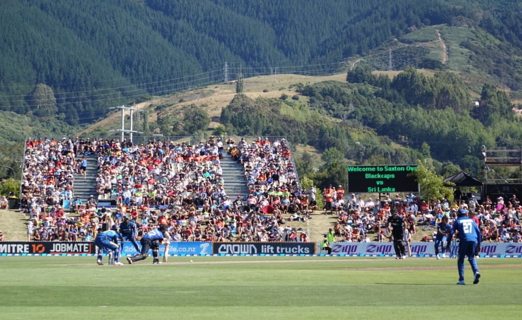 Sri Lanka batting first against the Black Caps at Saxton Oval