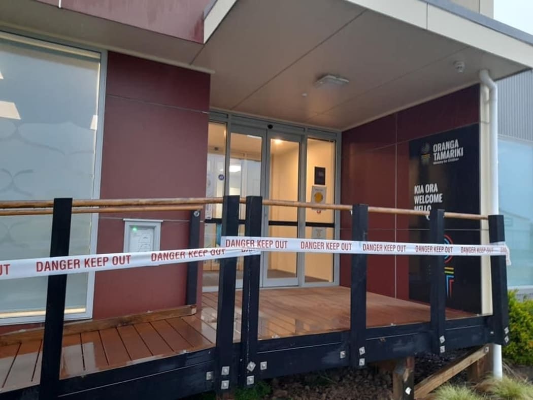 Reti Netana Hohaia Boynton has been camping outside the Kaitaia Oranga Tamariki office day and night.