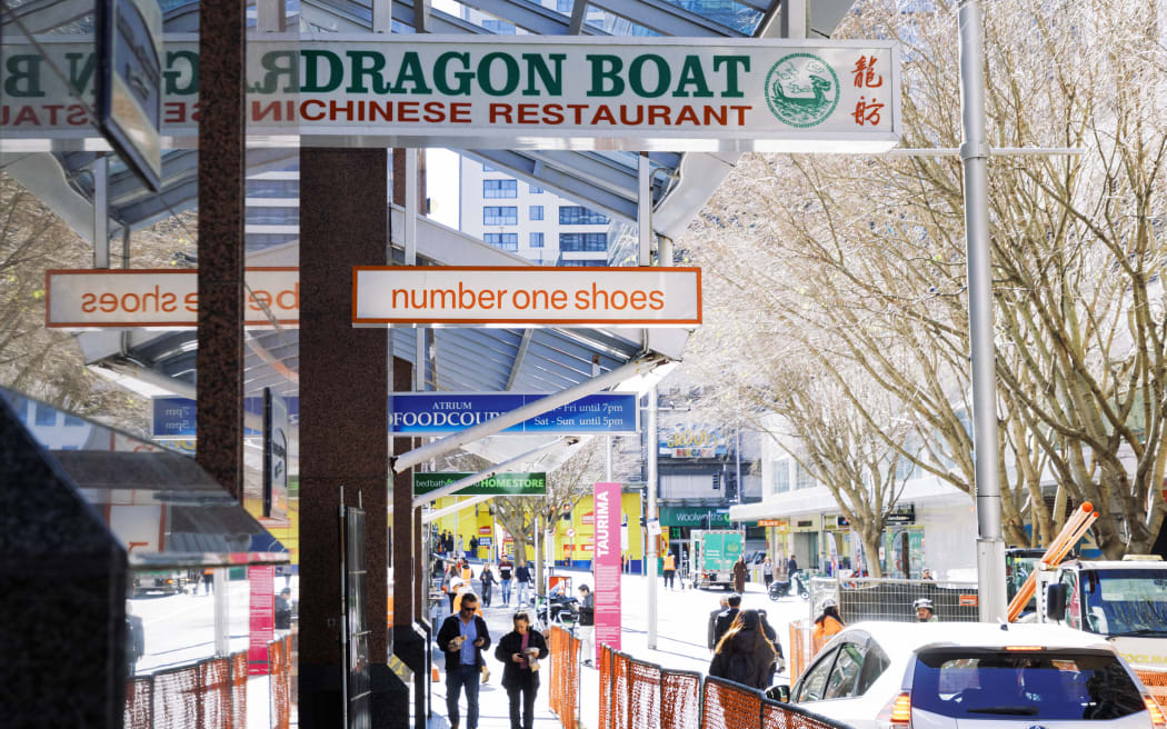 Dragonboat restaurant