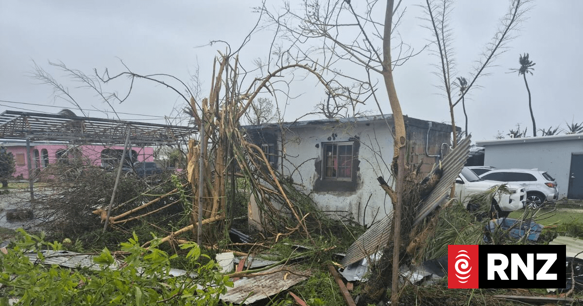 Shelter-in-place remains for Northern Mariana Islands residents as Sinlaku departs
