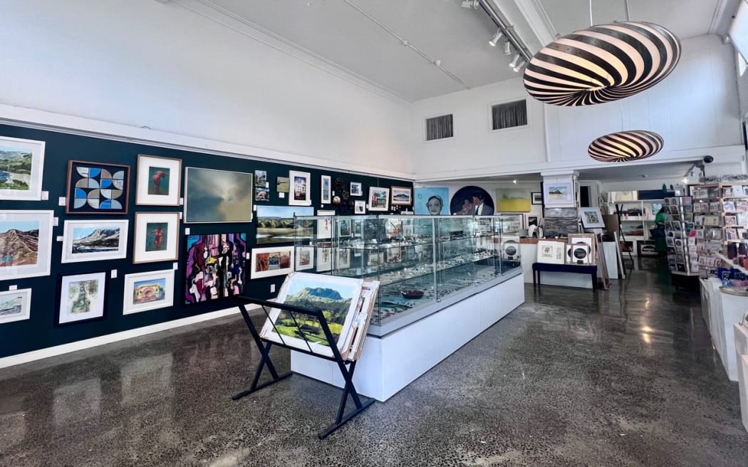 Objects and jewellery from emerging and established artists including ceramics, glass, paintings at Tennyson Gallery