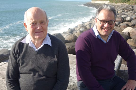 Midwest Ferries promotor Neville Johnson & consultant Nik Zangouropoulos