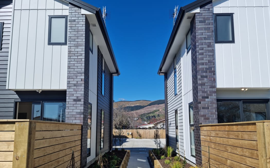 13 new Kāinga Ora homes have been built on Waverley St in Richmond