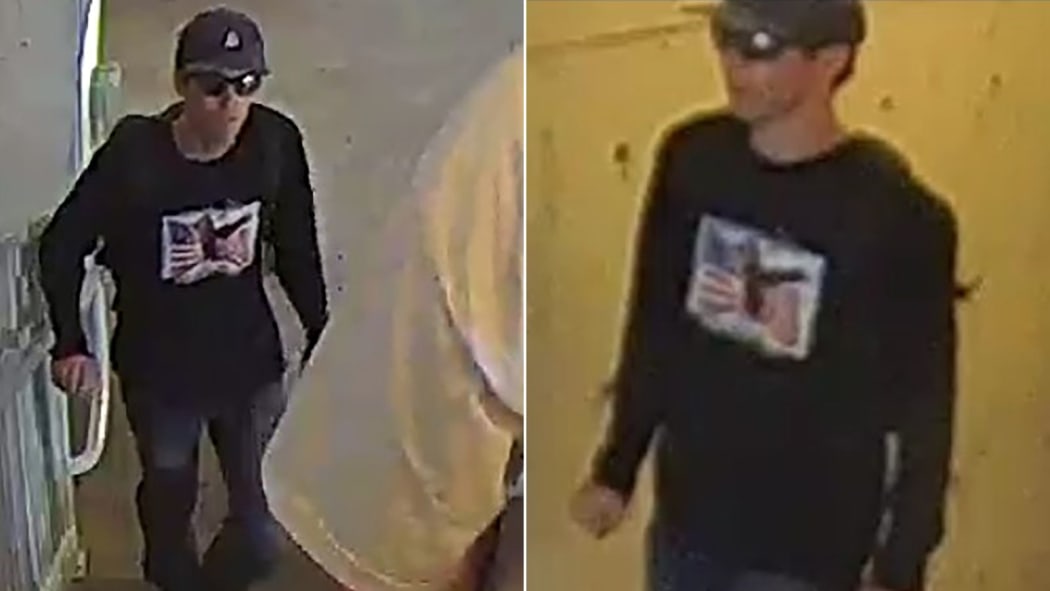 Shooter still at large after Trump ally and activist Charlie Kirk murdered  on Utah campus | RNZ News