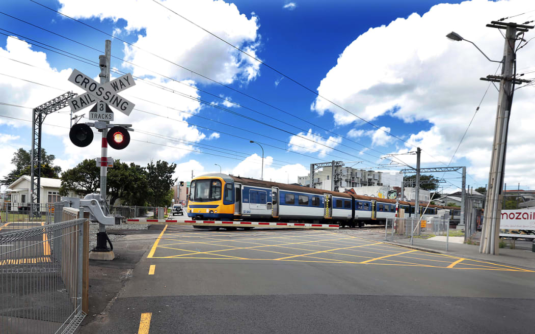 Morningside Drive level crossing