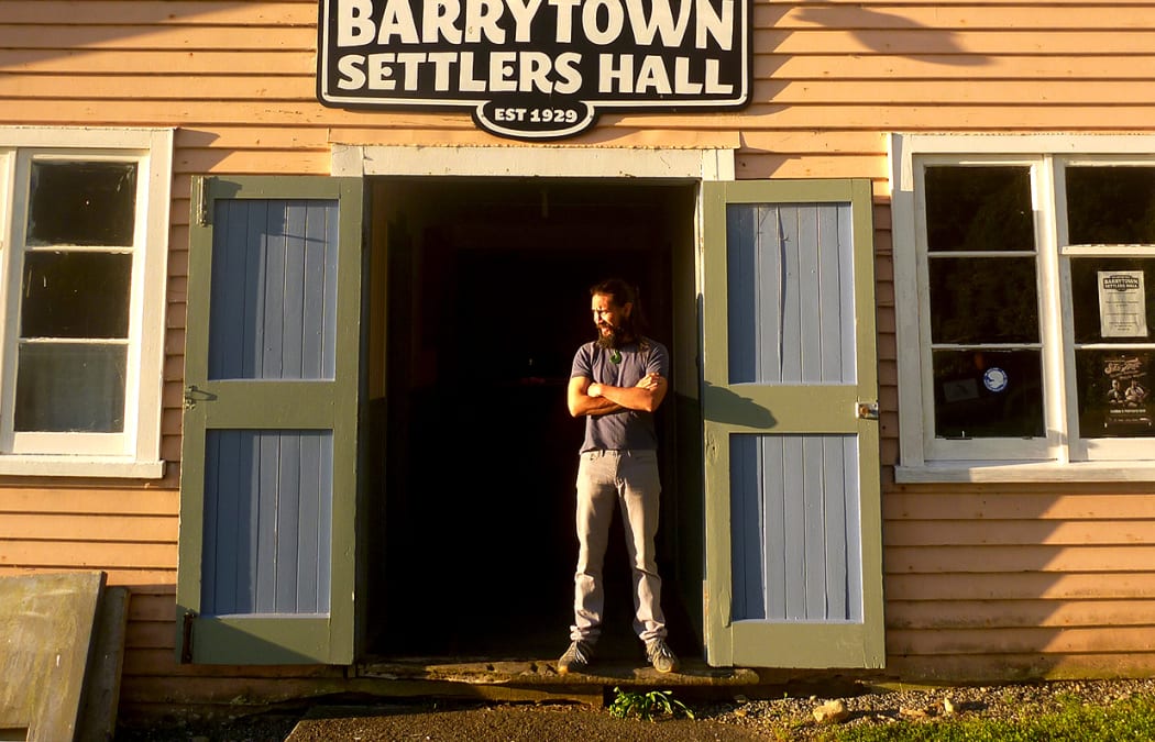 The Barrytown Settlers Hall is the only community facility between Runanga and Charleston.