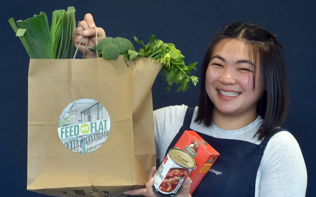 University of Otago human nutrition researcher Kimberly Ti with one of her Feed My Flat meal kits