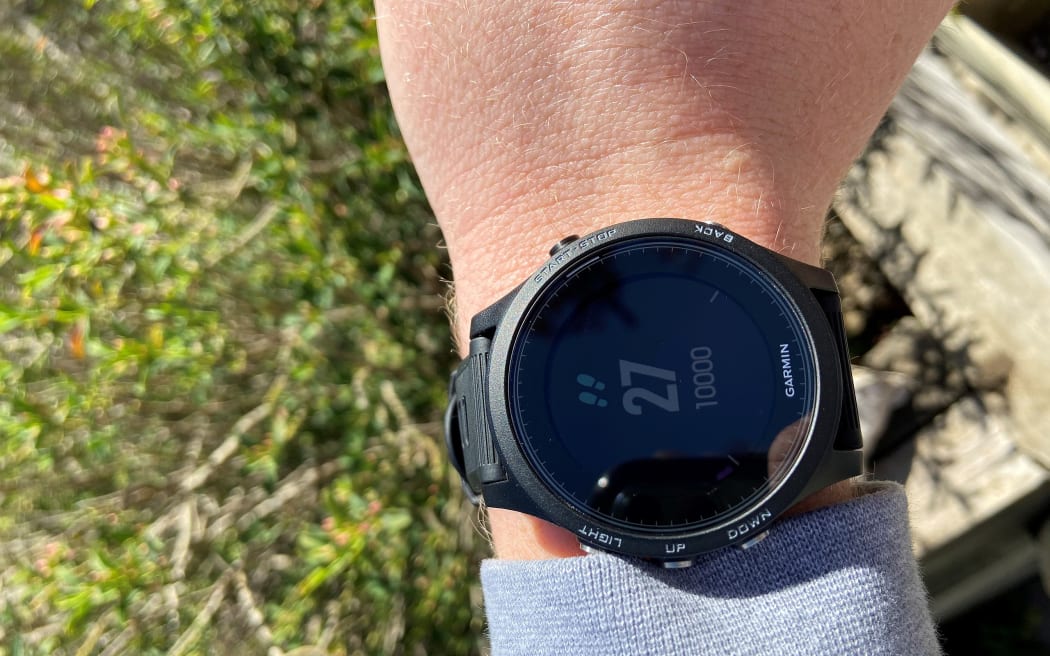 Garmin sports watch assisting with self-tracking
