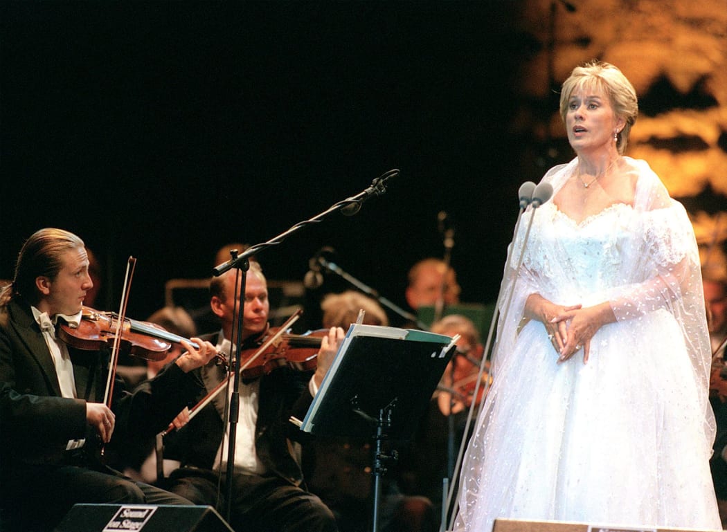 Dame Kiri Te Kanawa.