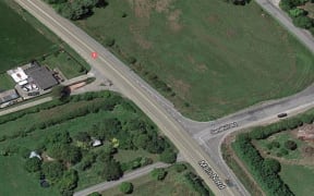 Woodend Beach Road and Sandhill Road intersection.