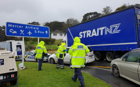Police at Auckland's Mercer border checkpoint