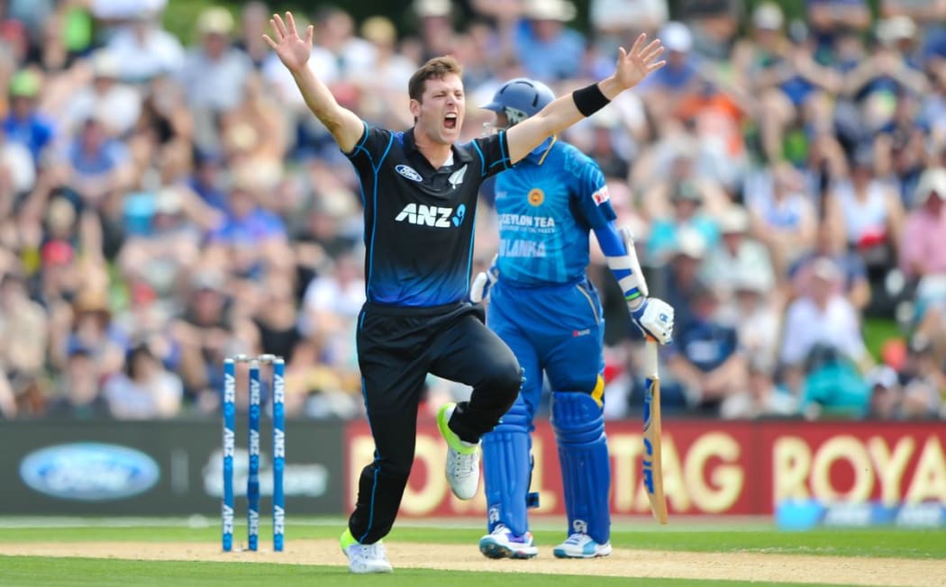 Black Caps bowler Matt Henry appeals for a wicket during the first ODI at Hagley Oval, Christchurch, 26th December 2015. Copyright Photo: John Davidson / www.photosport.nz