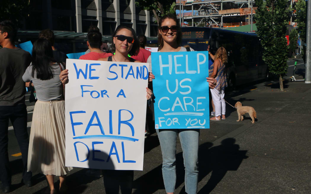 Dr Christina Vanderboor (left) and Dr Alyssa Page.