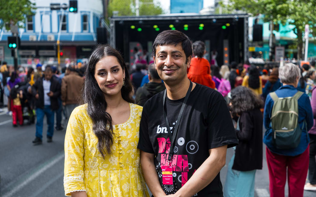 Basant Madhur and  his daughter Sargam Madhur performed at the 2024 Auckland Diwali Festival.