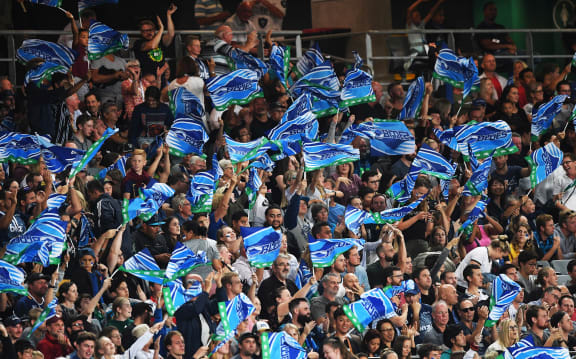 Fans and supporters.
Blues v Highlanders, Super Rugby. Eden Park, Auckland, New Zealand. Friday 22 March © Copyright Photo: Andrew Cornaga / www.Photosport.nz