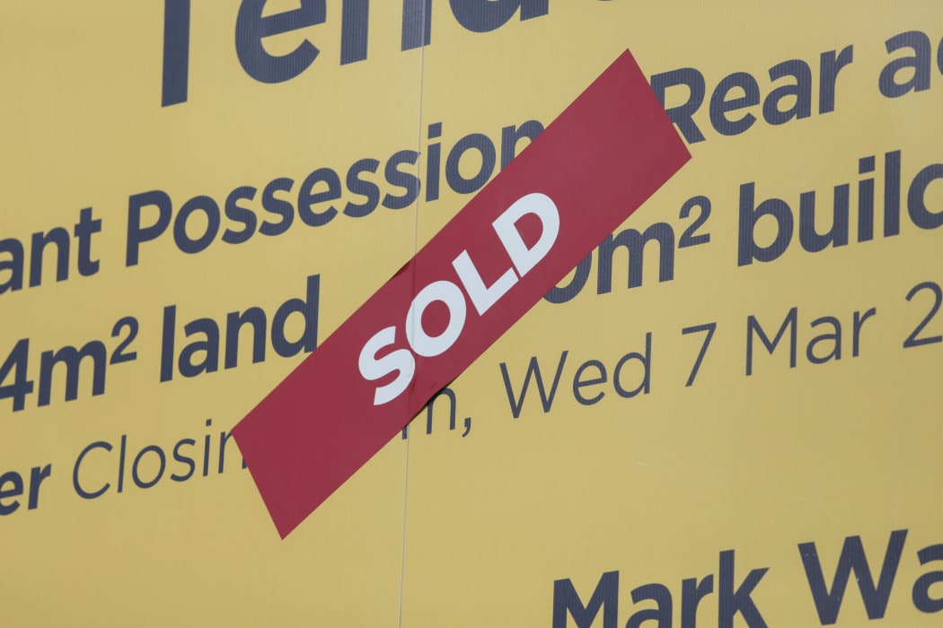 Sold sign Housing generic