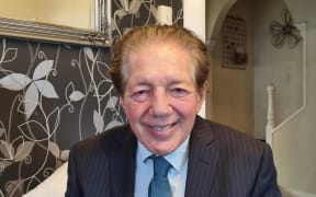 Sir Tim Shadbolt.