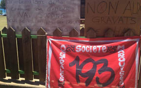 Group on Mangareva opposed to shipment of building material from Hao