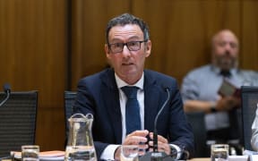 Chief Electoral Officer Karl Le Quesne at Parliament's Justice Committee.