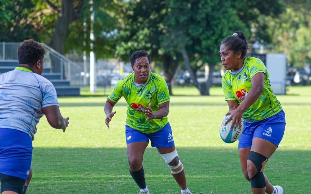 Bitila Tawake (right) trains with the Fijian Drua women in Brisbane on Wednesday.