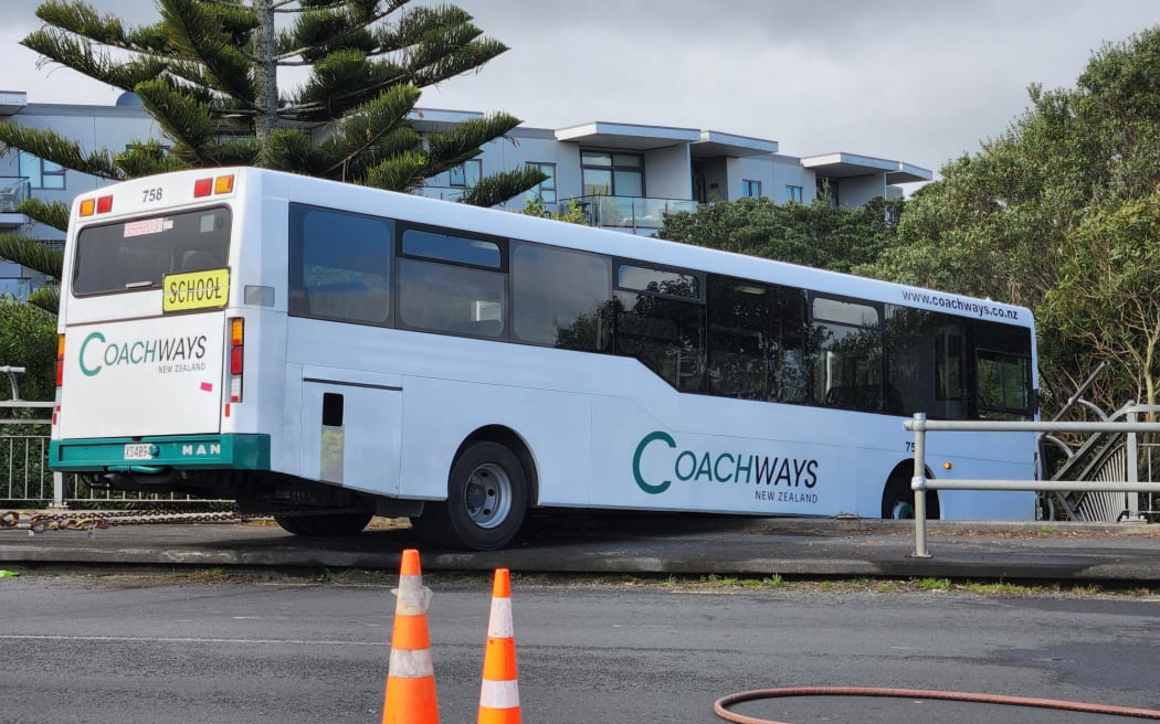 Bus crashes into barrier on Newton Road, Ponsonby, Auckland on 16 September 2022.