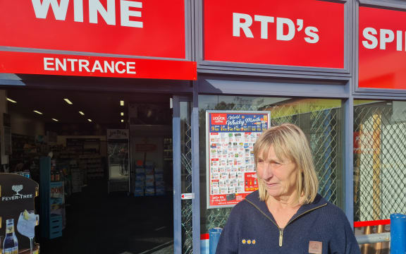 Liquor Centre owner Wendy Morrison said crime rates in the city are at "crisis point".