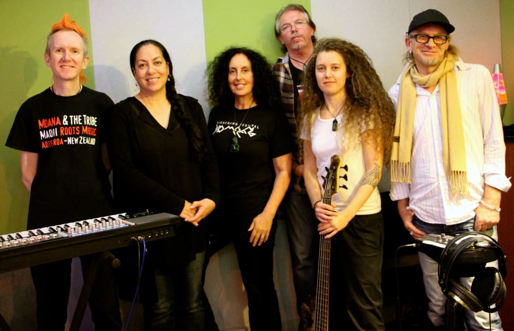 Paddy Free, Trina & MoanaManiapoto,Cadzow Cossar, Marika Hodgson, trevor