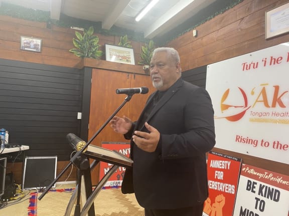 Auckland lawyer Soane Foliaki represented a Tongan man who was arrested for overstaying in New Zealand. He spoke at a meeting on overstaying and dawn raids in Otahuhu, Auckland.