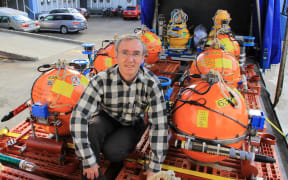 Dr Stuart Henrys