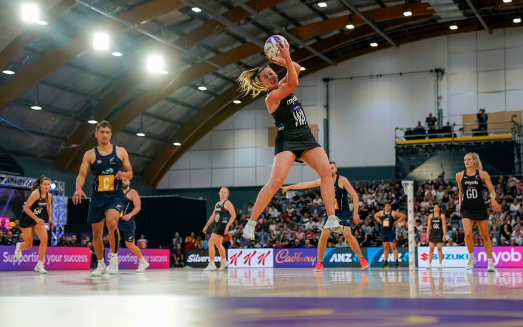 Silver Ferns Gina Crampton. Silver Ferns v NZ Mens, Final, Cadbury Netball Series, Fly Palmy Arena, Palmerston North, New Zealand, Saturday 24 October 2020.