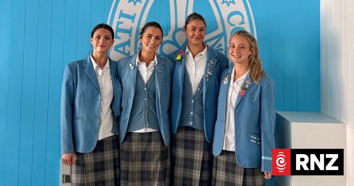 Students' solution for bird nest fires a 'real game changer' for farmers
