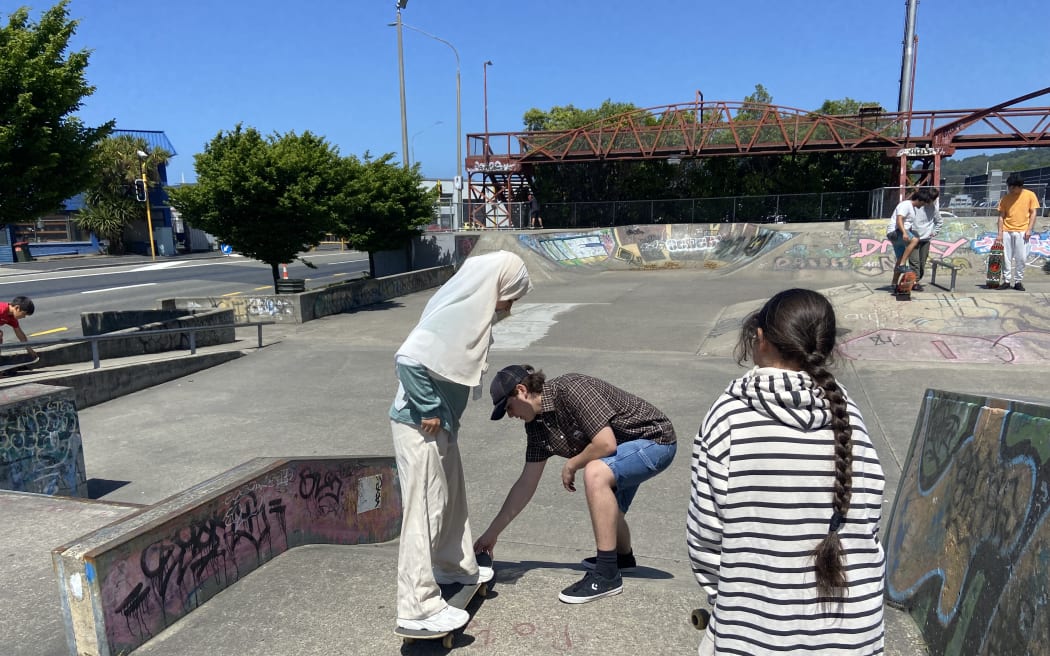 Free skateboarding lessons have been offered to migrants in Dunedin since last year.
