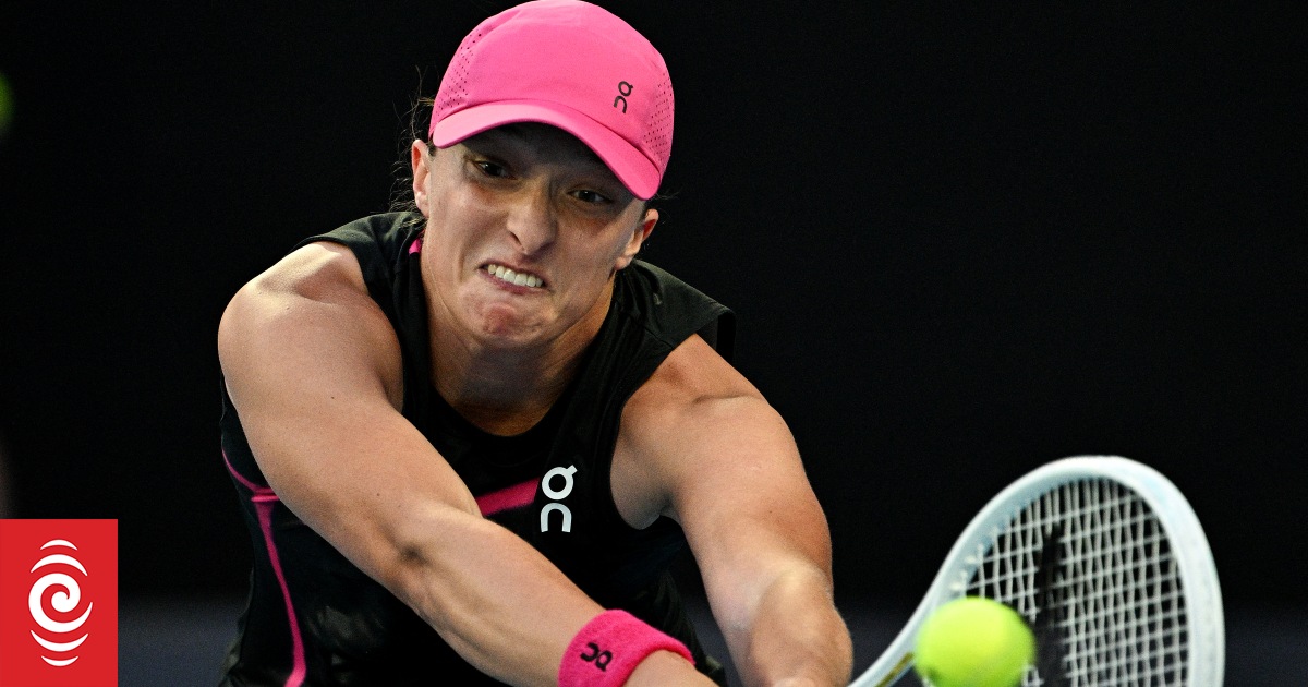 Teenager Noskova stuns top seed Swiatek in Australian Open third round - Vimarsana News