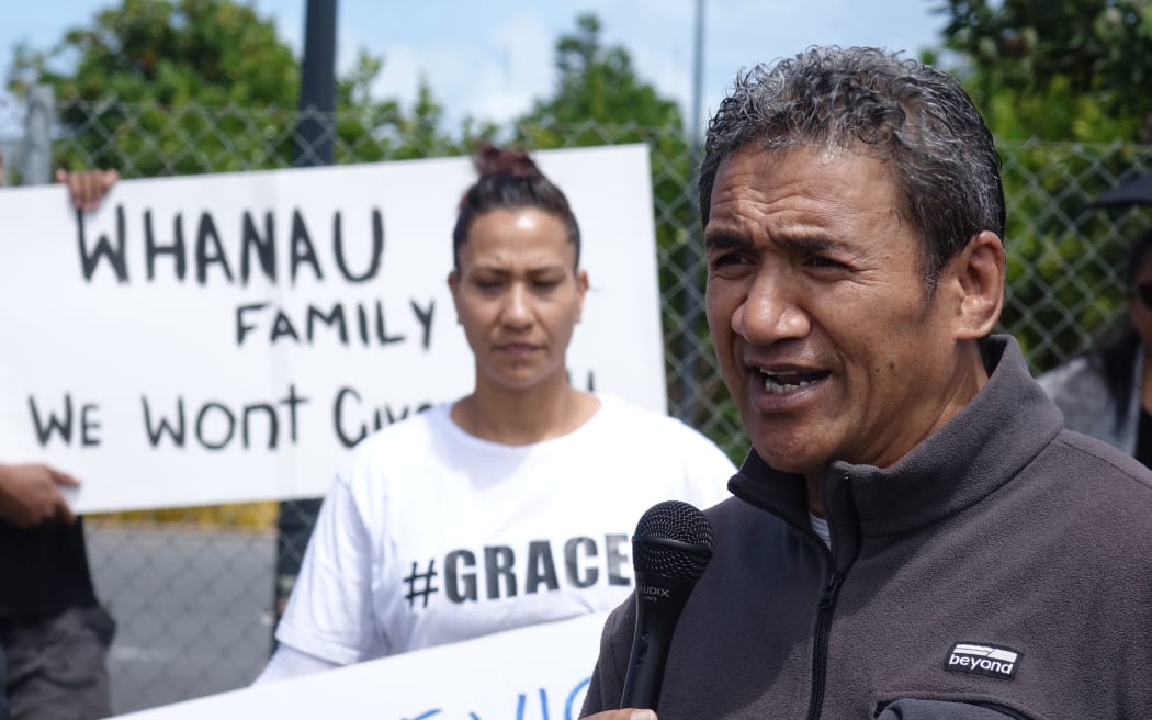 Vicki Letele's father David