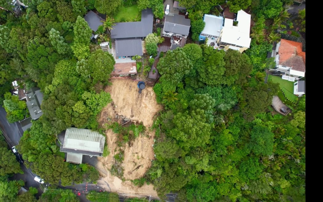 Major slip on Otitori Bay Road, Titirangi