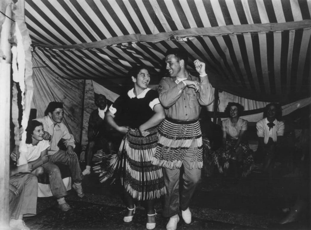 Many New Zealand women were keen for relationships with US Servicemen without any money changing hands