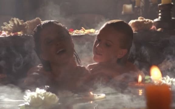 No one knows why lesbians started shipping Xena and Gabrielle