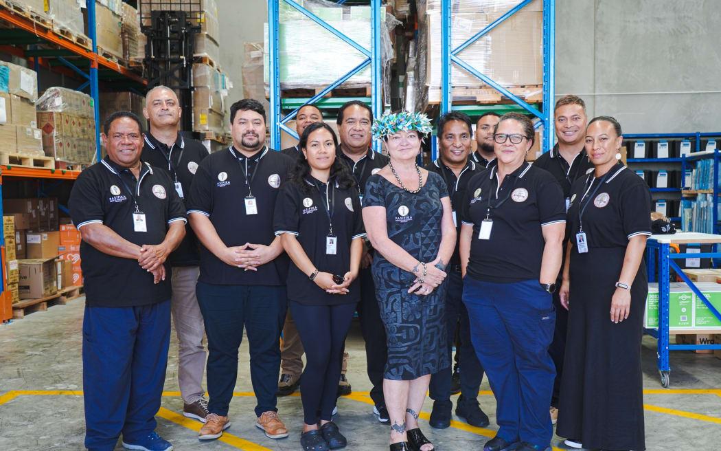 Pasifika Medical Association CEO Debbie Sorensen (centre) with the Pasifika Medical Assistance Team in Hawke's Bay.