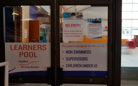 The the learner's swimming pool in the Lower Hutt suburb of Naenae has been closed because the building is earthquake prone