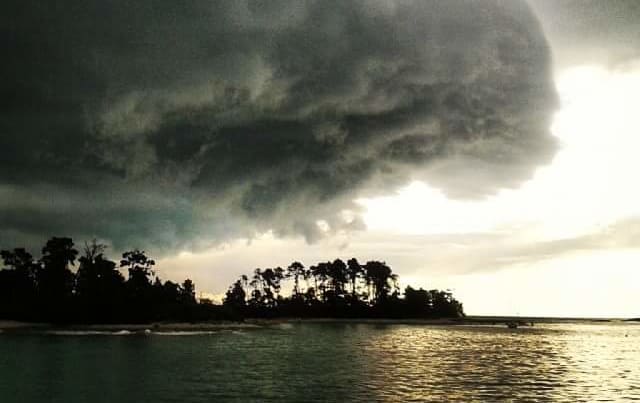Storm cloud over Nelson