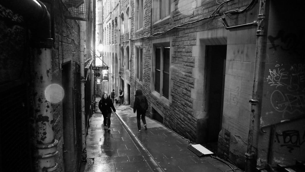 Edinburgh lane at night