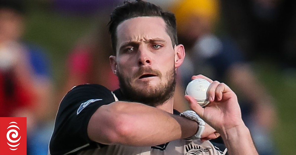 Black Caps edge out Australia RNZ News