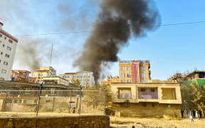 Smoke rises up from the site of explosions in Kabul on October 15, 2025, amid heavy border clashes between Afghanistan and Pakistan. Two explosions were heard in central Kabul on the evening of October 15, AFP journalists said, with Afghanistan on edge after border clashes with Pakistan over the past week. (Photo by AFP)